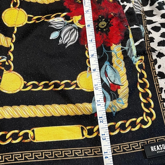 Reason Men's Floral Chains Shorts in Size Small - Picture 5 of 5